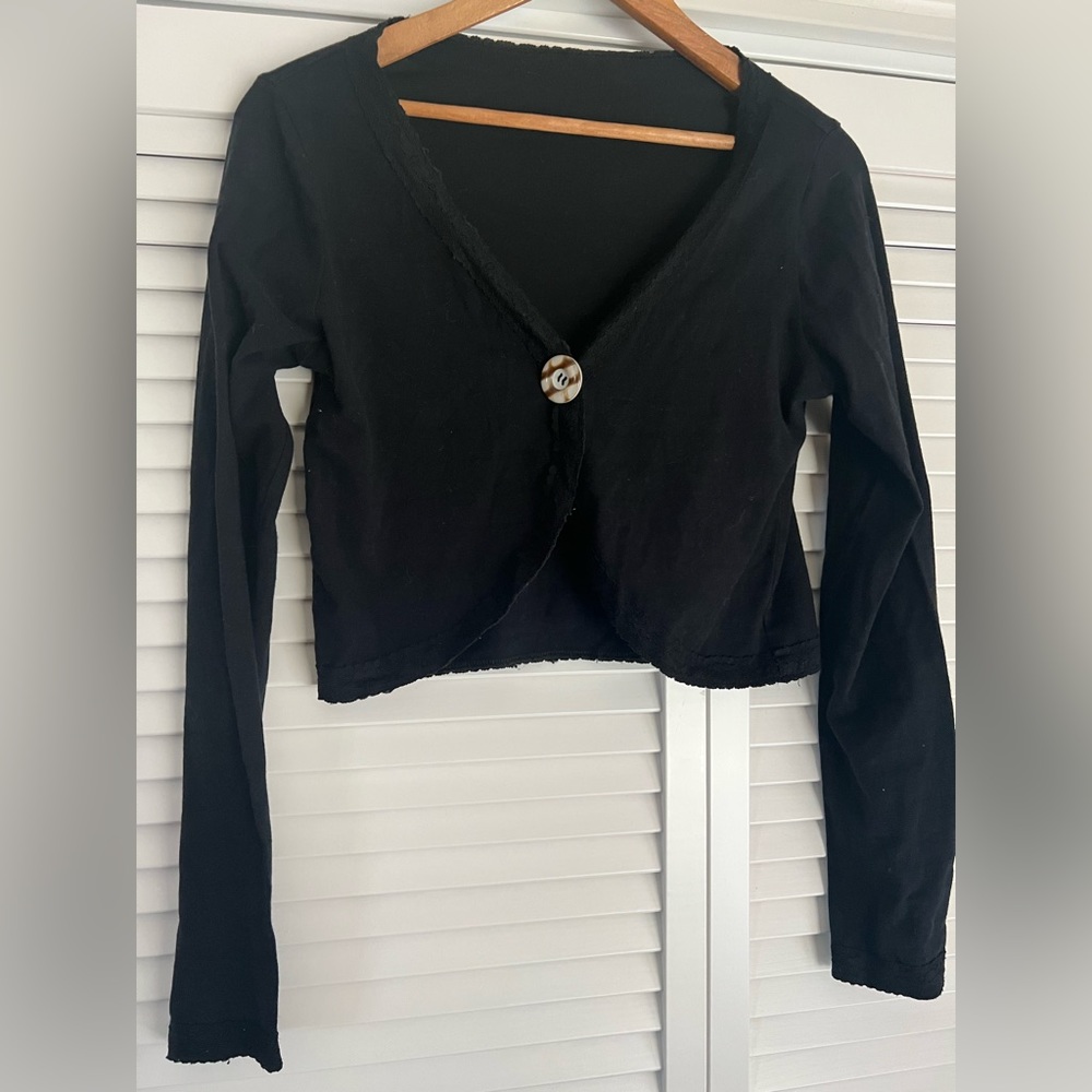 Women short thin outfit, size small